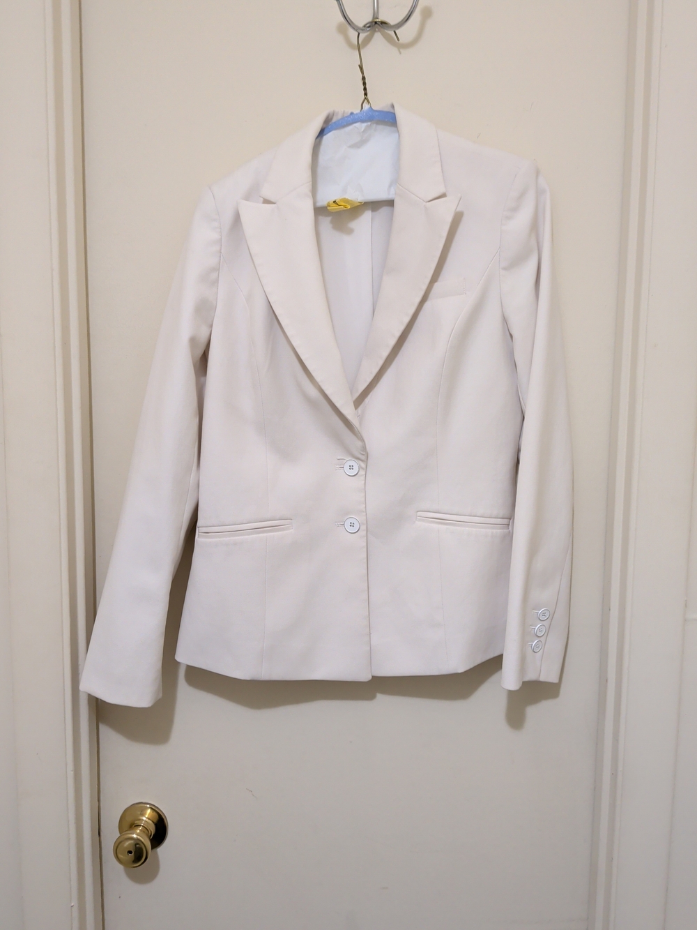 White House Black Market Cream Tailored Blazer Size 4 Career Office Jacket